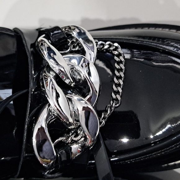 Antonio Melani Palmer Lug Sole Chain Detail Platform Loafer Pumps - Picture 4 of 8